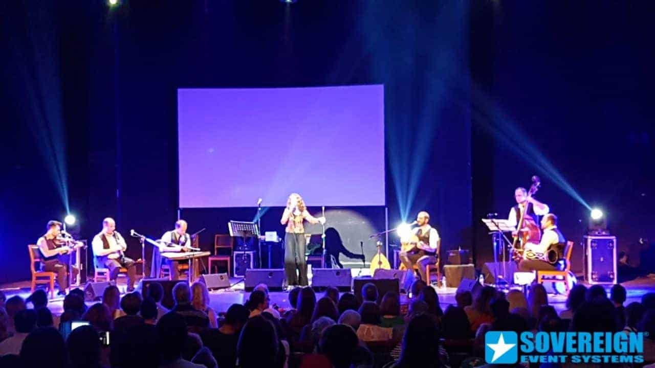 Ενοικιάσεις προτζεκτορ και πανιών για συνέδρια και παρουσιάσεις